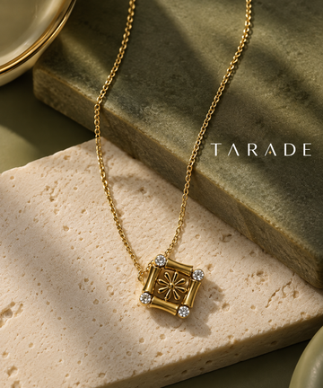 TARADE FLORAL SQUARE PENDANT NECKLACE
